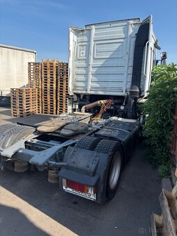 2x Renault Magnum lowdeck - 13