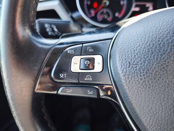 VW Touran 2.0 tdu 110kw DSG - 13