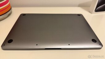 MacBook Pro 13” M1 (2020) – 16 GB RAM, 250 GB SSD - 13