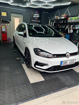 Vw golf 7.5 R 2.0 tsi 221 kw TOP stav - 13