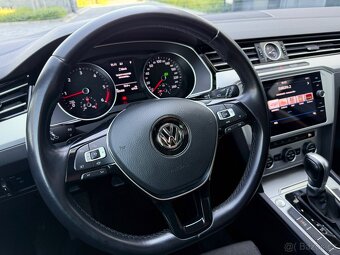 VW Passat 2.0 tdi 110 kw DSG / 2018 - 13
