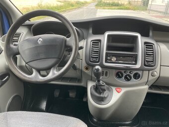 Renault Trafic Passenger 2,0dci 84 kw rok 2011  9.míst - 13