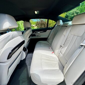 BMW 730d xDrive - 13
