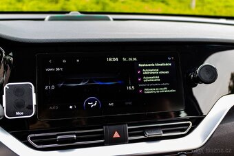Kia Niro 1.6 GDi Plug-in Hybrid Gold A/T 2019 - 13