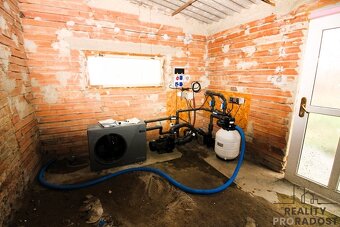 Prodej rodinného domu ve Chvalovicích - 13