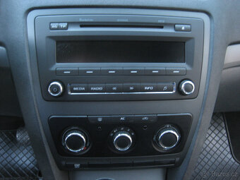 ŠKODA OCTAVIA COMBI 1.4 TSI, 2010, 152000 KM - 13