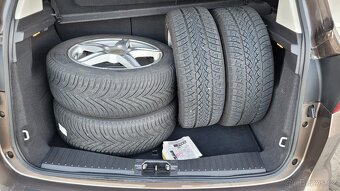 Prodám Ford C MAX - 13