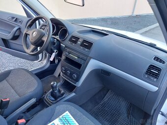 Prodám Škoda Yeti 1,2 TSI Ambiente - 13