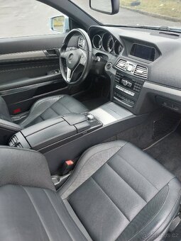 Mercedes-Benz E kupé 220CDI W207,automat,PANO,servis MB - 13
