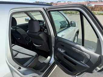 Honda CR-V 2.0 i-VTEC 4x4 AUTOMAT - 13