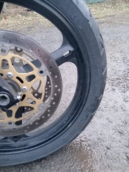 Suzuki DL-1000 V-strom 2002 - 13