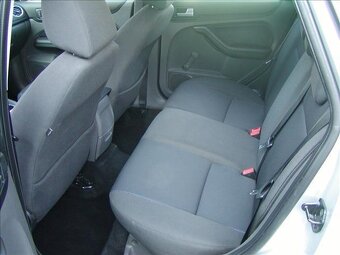 Ford Focus 1.6 TDCi,ESP,EL.SEDAČKY - 13