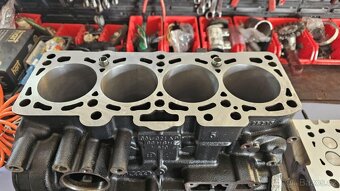 Volkswagen Caravelle T5 2.0 TDI 2013 DPH - 13