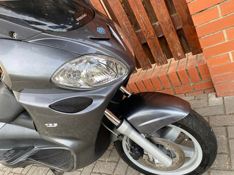 Piaggio X9 125 Evolution - 13
