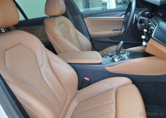 BMW Řada 5 530xD M-SPORT LASER HUD - 13
