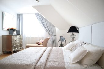 Exkluzivní dům s vlastním SPA areálem - 13