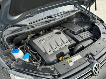 Volkswagen Touran 2.0 TDI CUP DSG - 13