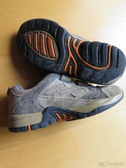 Sandály a další dět. boty vel. 32,33,34,36,40,cena od 79,-Kč - 13