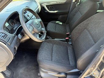 ŠKODA FABIA 2011 1.4i 16v AMBIENTE 152.000km FACELIFT - 13