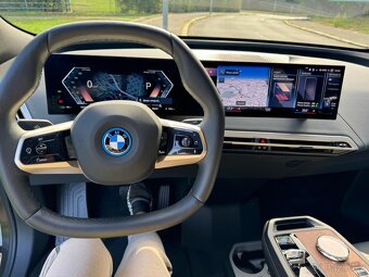 BMWi iX xDrive50, 385kW - 13