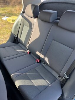 Volkswagen Golf V - 13