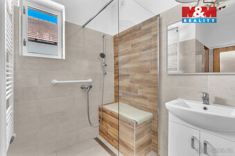 Prodej rodinného domu v Dašicích, ul. Nábřeží - 13