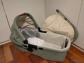 Kočárek Joie s kompletním příslušenstvím (korba, autosedačka - 13