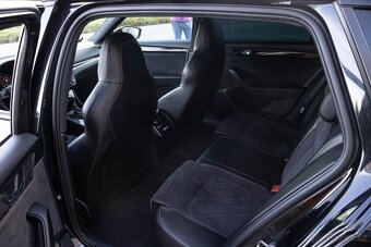 Škoda Superb Combi 2.0 TDI Sportline DSG - 13