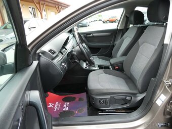 Volkswagen Passat 1.4 TSi 90kW serviska, 2x kola - 13