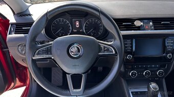 Škoda Octavia 2.0TDI DSG 138 TIS KM 110KW TAŽNÉ XEN 17 ALU - 13