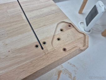 Designový jídelní stůl z masivu 150 x 90 - 13