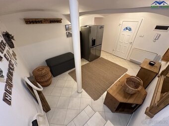 Prodej, rodinný dům 4+kk, zahrada, bazén, kůlna, celková plo - 13