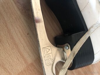 klasicke bile brusle divci 34 Jessica - 13