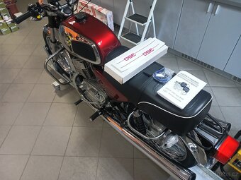 Prodám novou  Limitku Jawa 350 2T retro 7 kus ze 40 - 13
