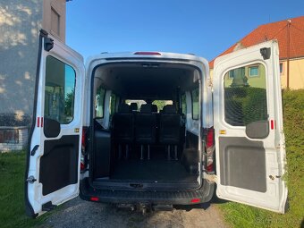 Ford Transit 2.2 TDCi T350, BUS - 9 míst, KLIMA, tažné zař. - 13