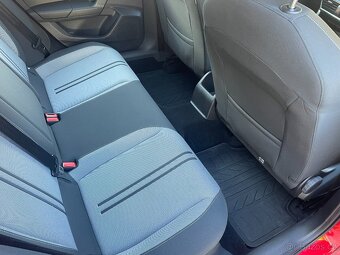 SEAT LEON 2.0TDi DSG NEHAVAROVANE SERVISKA -DPH - 13
