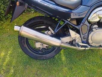 Suzuki bandit 600 - 13