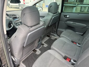 Peugeot 5008, 2.0HDi, 120kw 7 míst Automat - 13