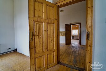 Rodinný dům 657 m2, na pozemku 891 m2, obce Hrobce, Litoměři - 13