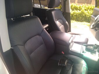 TOYOTA LANDCRUISER 200 V8 DIESEL Model 2021 R. V. 1O/2020 - 13