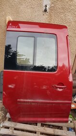vw caddy maxi části karoserie 2013 stejná  bez agregátu - 13