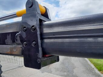 teleskopický nakladač MANITOU MT932 - 13