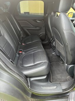 Jaguar F-Pace 2.0 25t AWD R-Sport - 13