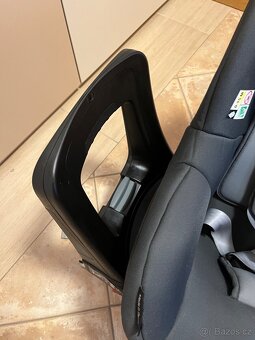 Otočná autosedačka Britax Römer Dualfix i-Size - 13