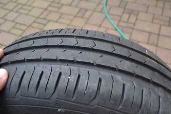 Kola Škoda Octavia II, VW 5x112 + letní pneu 195/65R15 Cont. - 13