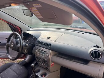 Mazda 2 1.25i. Rok 2006. Nová STK. Tažné. Klima. Centrál - 13