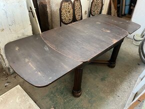 Starožitný nábytek - 13