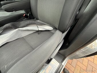 VOLKSWAGEN MULTIVAN T5 GP 2,0 TDI TEAM / 103 kW - 13