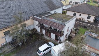 Rodinný dům s investičním potenciálem v centru Červeného Kos - 13