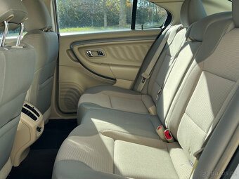 Ford Taurus 3.5V6, benzín, 2015, 1.majitel - 13